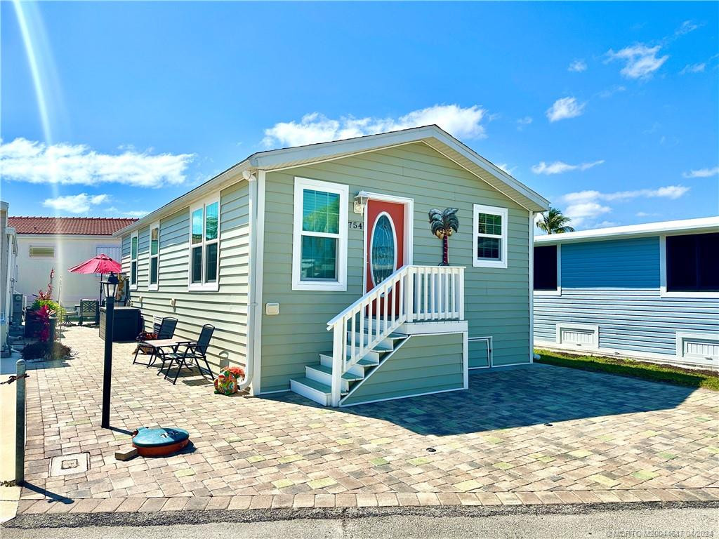 Property photo for 754 Nettles Boulevard, Jensen Beach, FL 34957