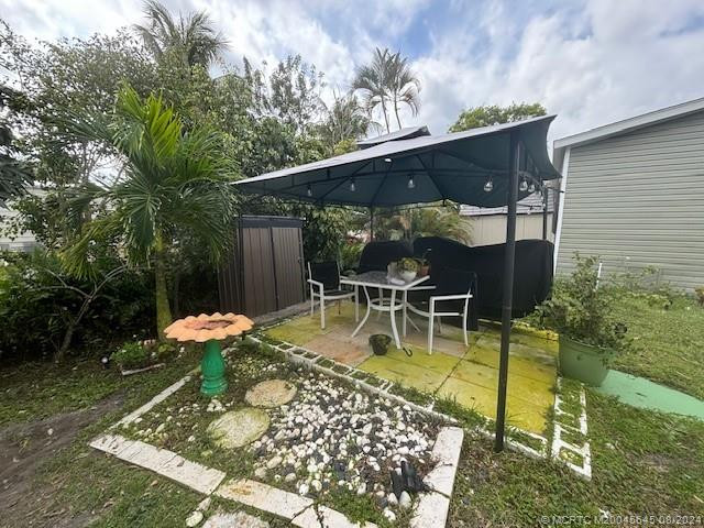 Outdoor Entertaining Area