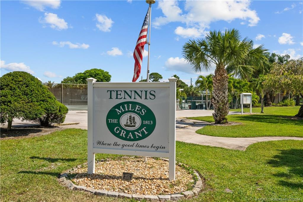Community Tennis Courts located near the BLDG
