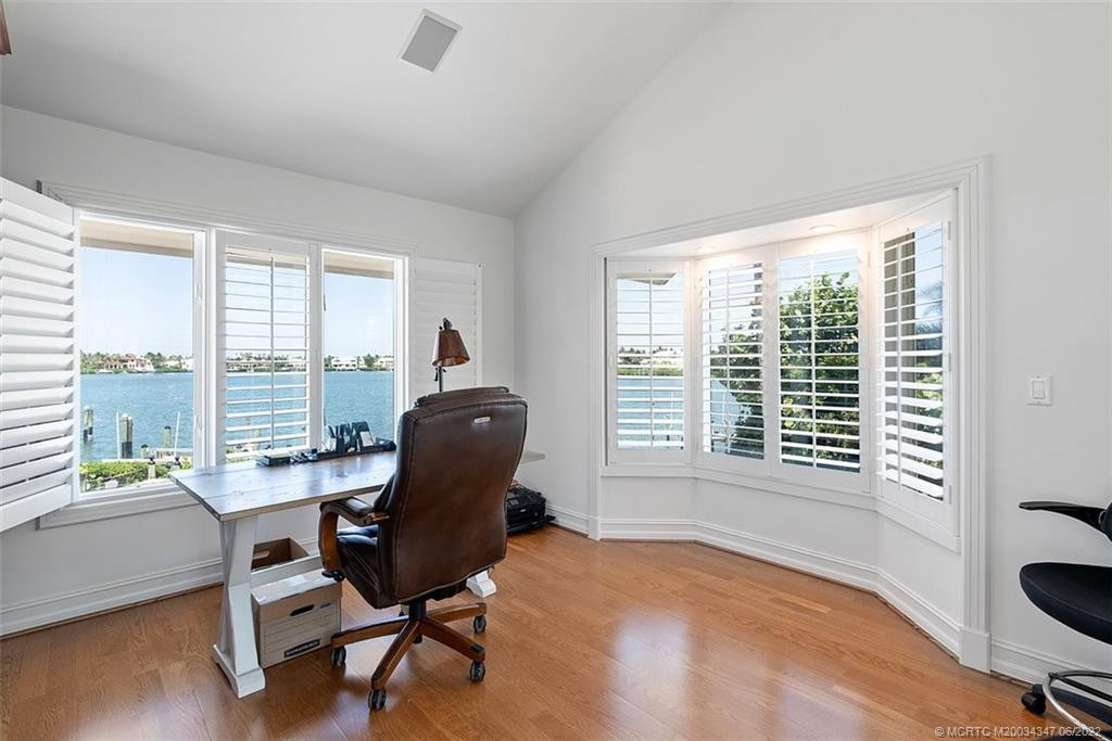 Main Bedroom Office