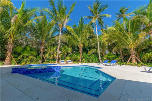 Guest House Pool