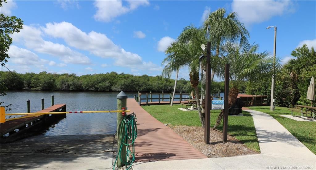 Community Boat Ramp& Fishing Pier