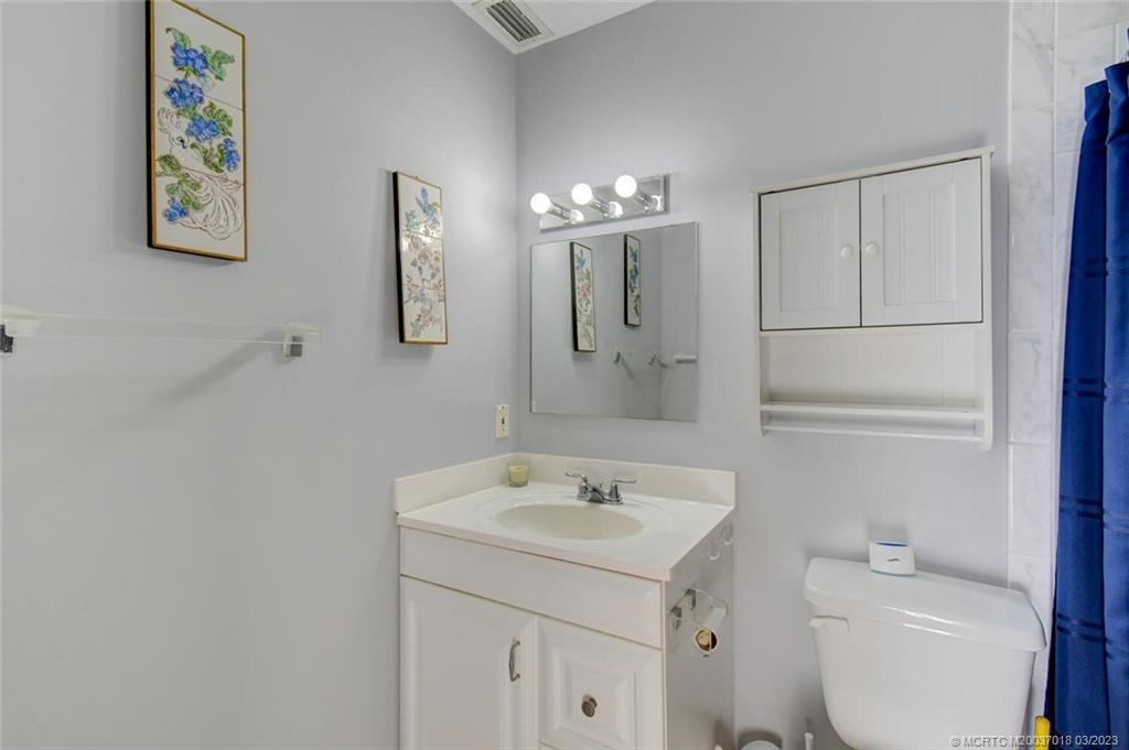 Main Bathroom with Step-In Shower