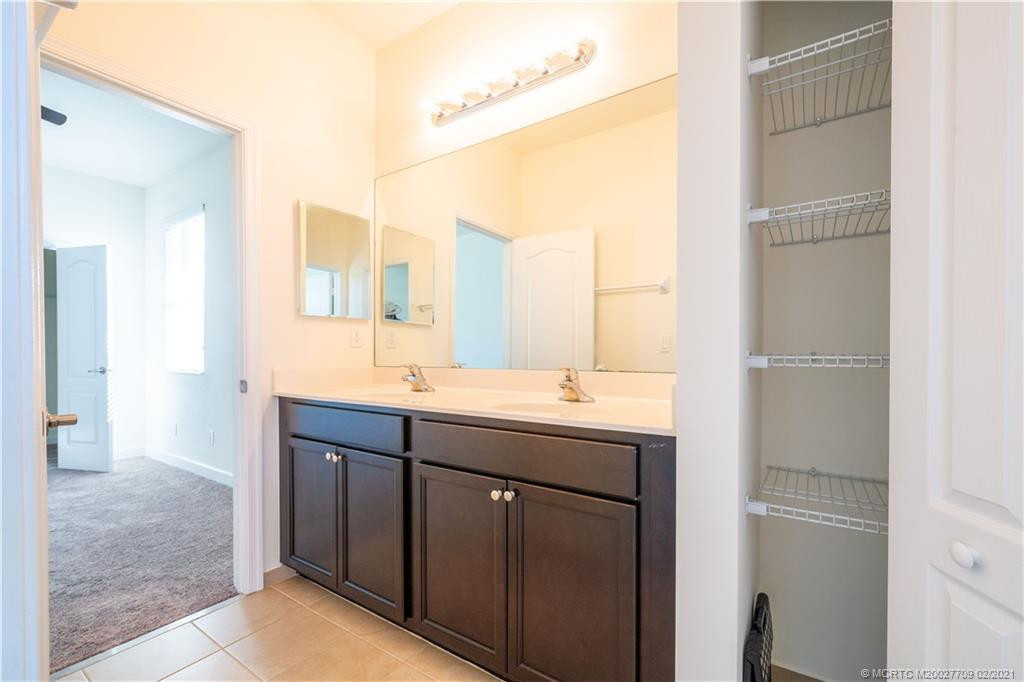 Jack & Jill Bathroom