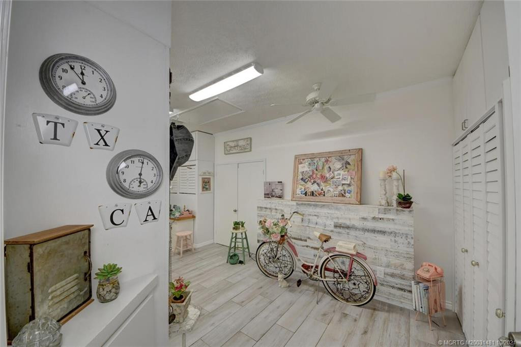 Office Space off Garage