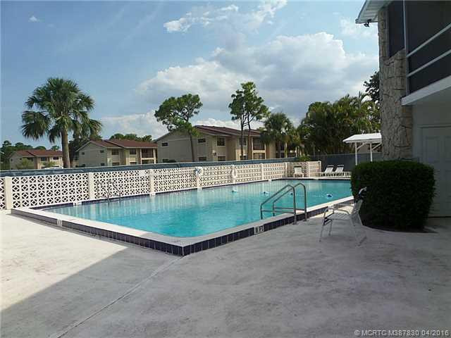 Swimming Pool/Hot Tub/Sauna.