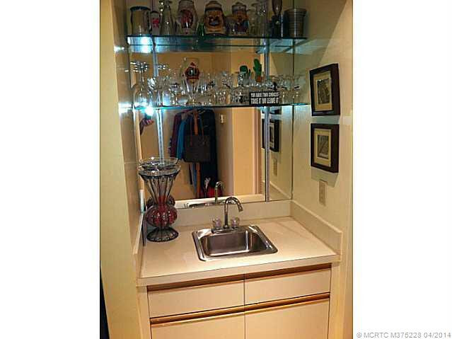 Other. Wet Bar