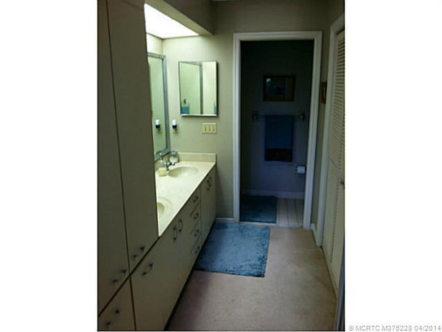 Master Bath/Spa.
