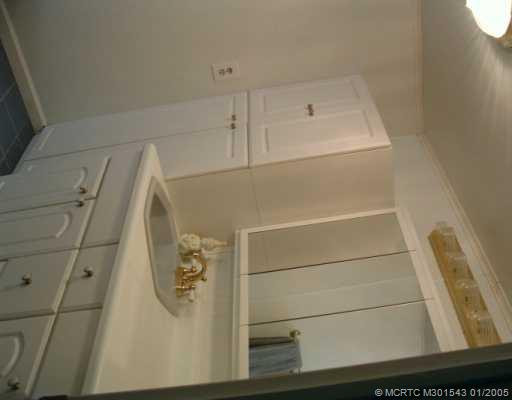 Master Bath/Spa.