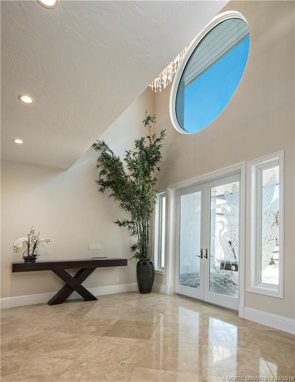 Grand Foyer that makes a statement!