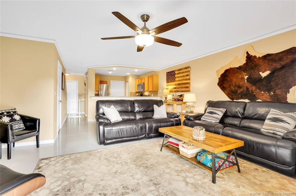 Living room to Kitchen