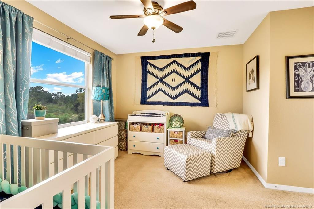 Guest/2nd bedroom