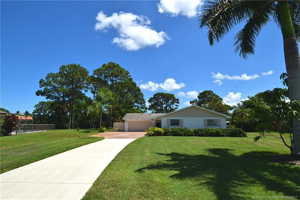 Property photo for 1605 NW Bay Tree Circle, Stuart, FL 34994