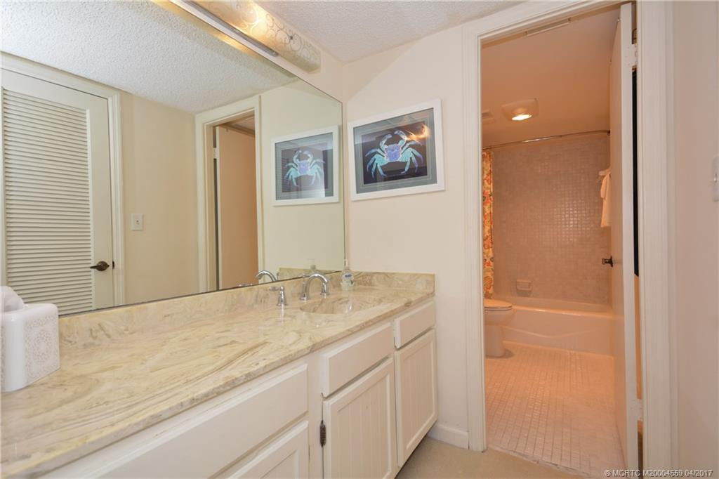 Master Dressing and closet w/bath