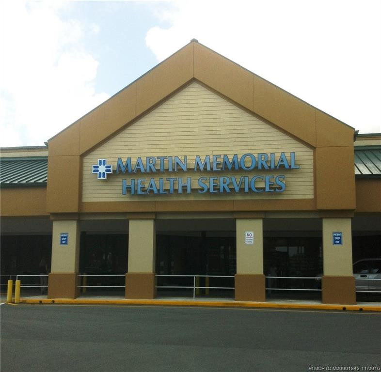 Medical center within walking distance