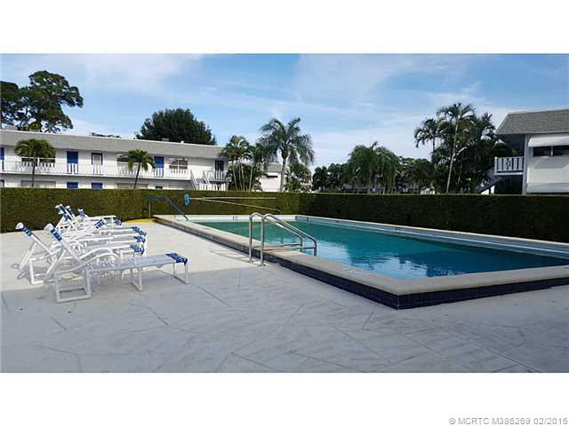 Swimming Pool/Hot Tub/Sauna. Heated community pool #2