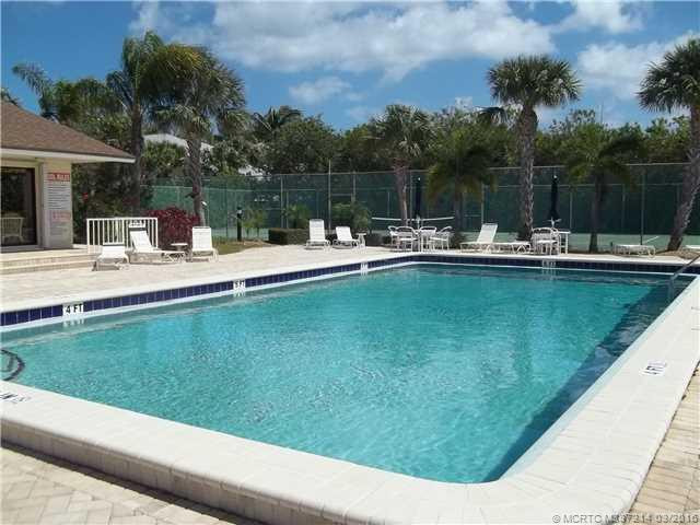 Swimming Pool/Hot Tub/Sauna.