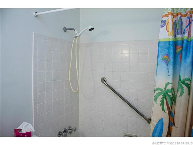 Master Bath/Spa.