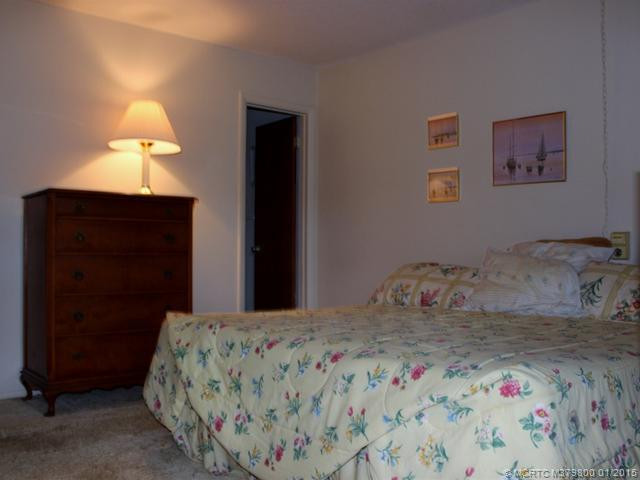 Master Bedroom. With walk in closet