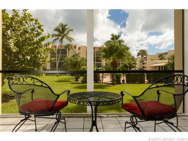 Property photo for 3412 NE Causeway Boulevard 16-102, Jensen Beach, FL 34957