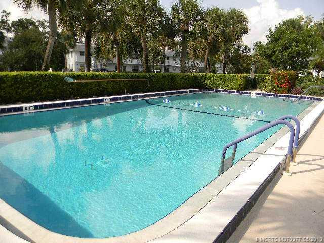 Swimming Pool/Hot Tub/Sauna.
