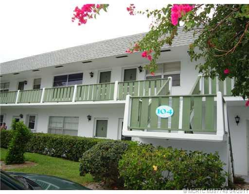 Property photo for 2929 SE Ocean Boulevard 104-4, Stuart, FL 34996