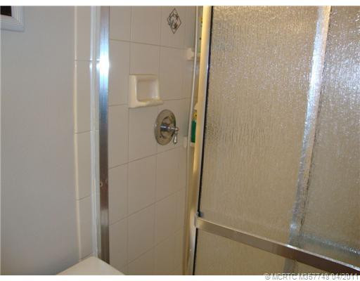 Master Bath/Spa.