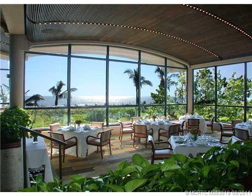 View. Oceanfront Club House Dining