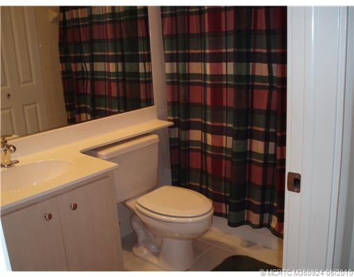 View. GUEST BATH WHICH CAN BE CLOSED OFF TO MAKE GUEST ROOM A SUITE