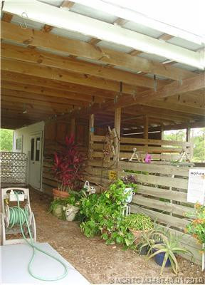 Stable/Barn.