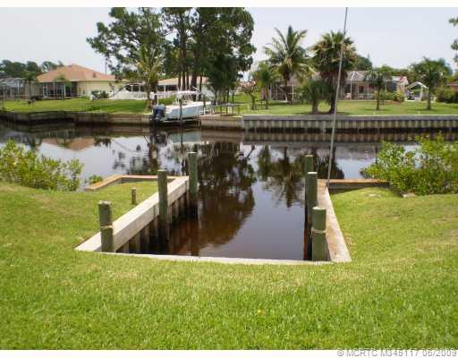 Waterfront/Dock/Pier.