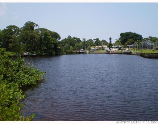 Waterfront/Dock/Pier.