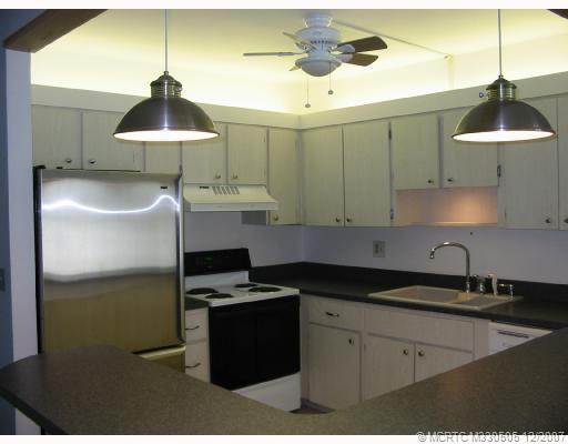 Kitchen. Additonal view of kitchen