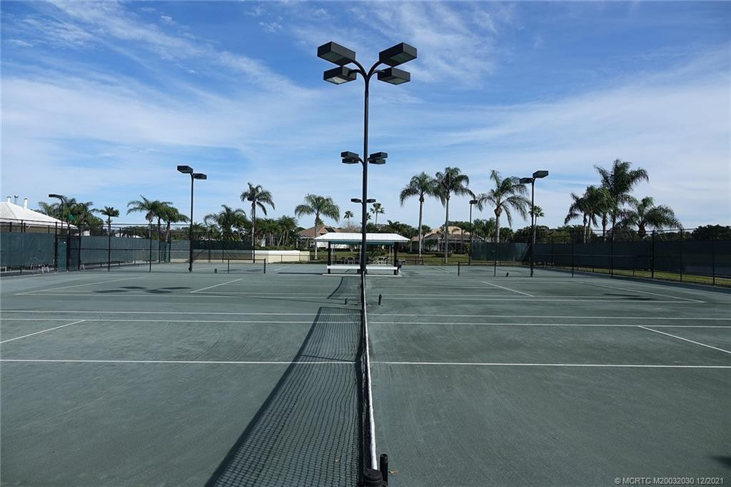 Monarch Tennis Courts