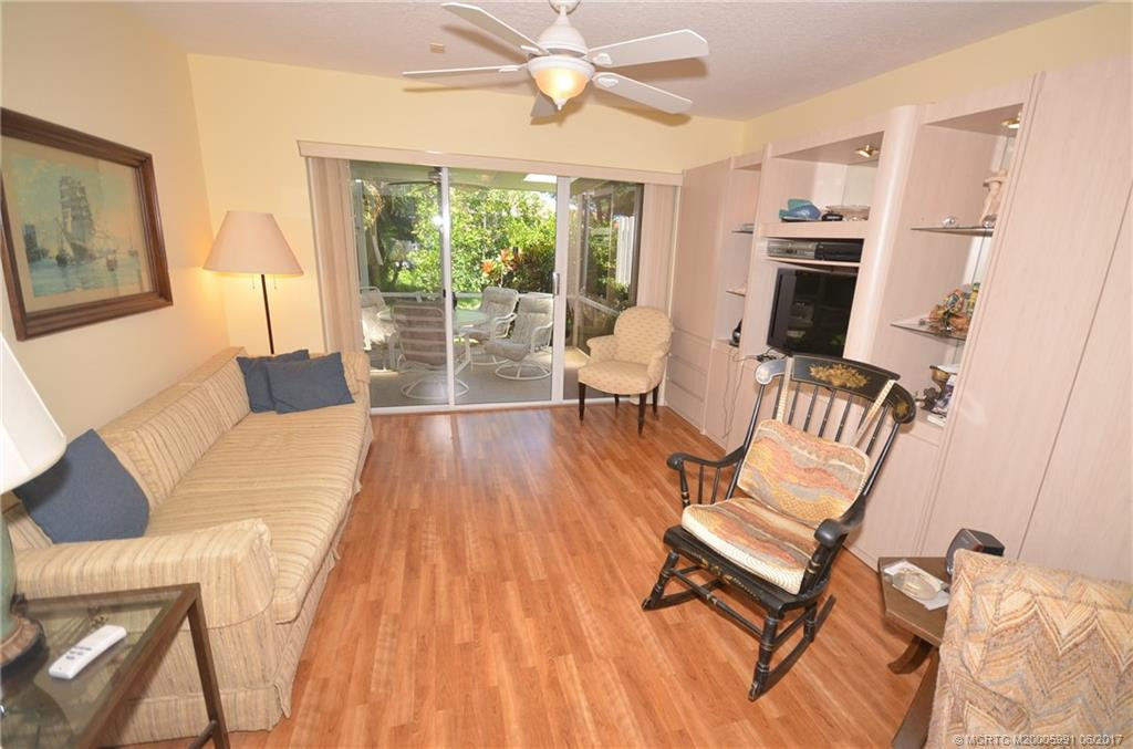 Den/Family Room