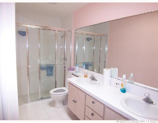 Master Bath/Spa.