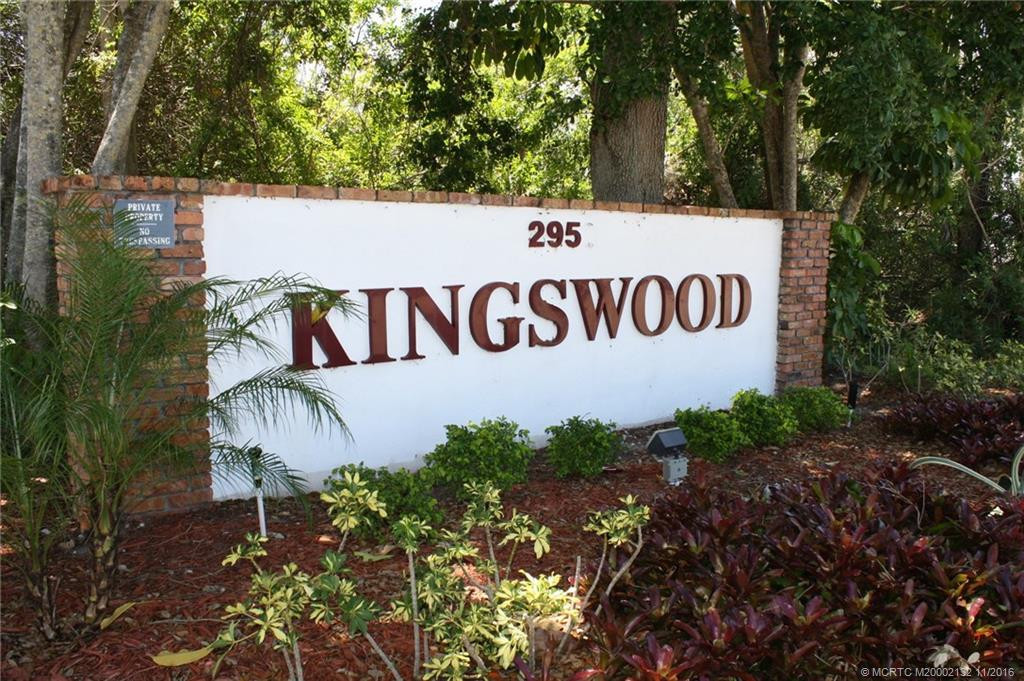 Welcome to Kingswood, a beautiful and friendly community conveniently located near the beach, downtown, shopping, theatre and restaurants.