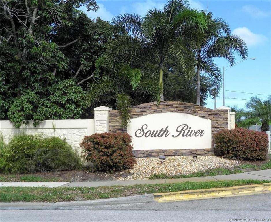 Entrance to South River