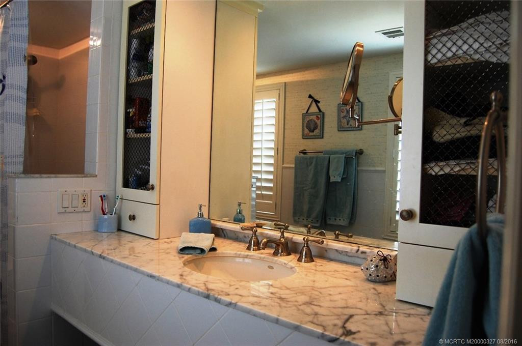 The master bath is very stylish!
