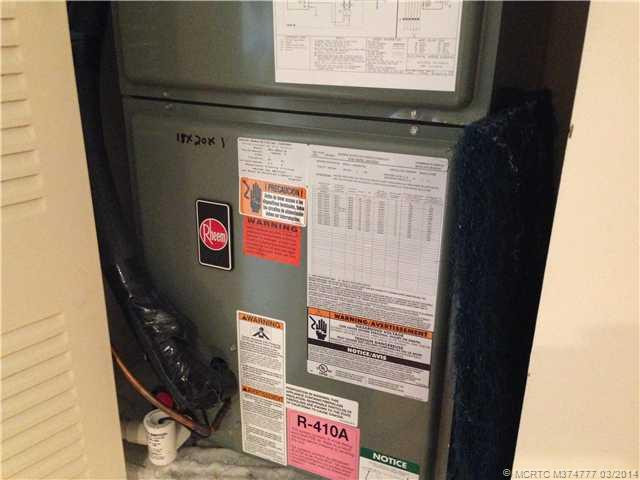 Interior Space/Layout. newer Air handler