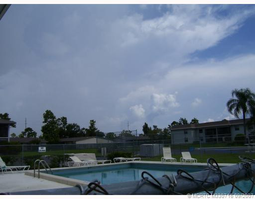 Swimming Pool/Hot Tub/Sauna.