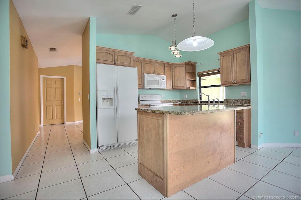 Nicely updated kitchen and light fixtures