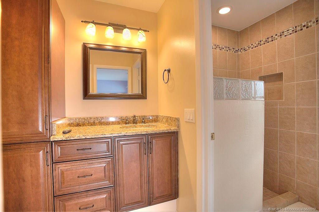 Updated Master Bath with separate shower and potty area