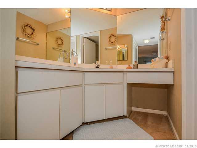 Master Bath/Spa.