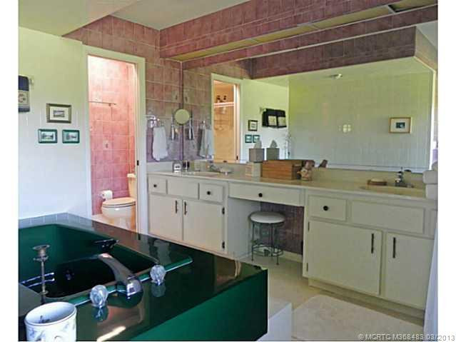 Master Bath/Spa.