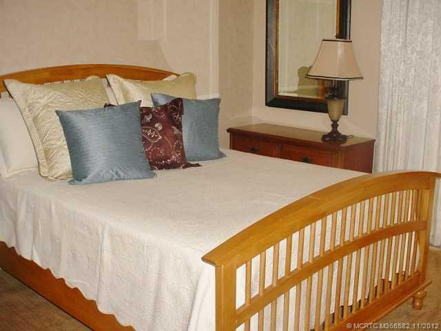 Master Bedroom. REST AREA.....