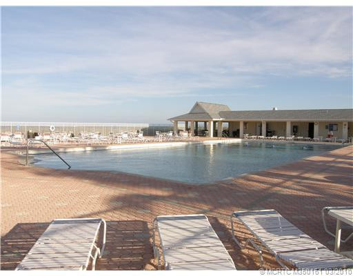 Swimming Pool/Hot Tub/Sauna.