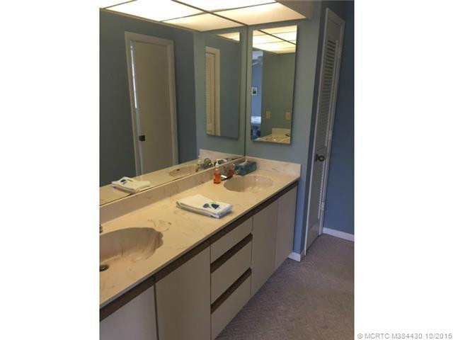 Master Bath/Spa.