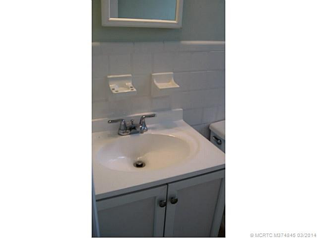 Master Bath/Spa.