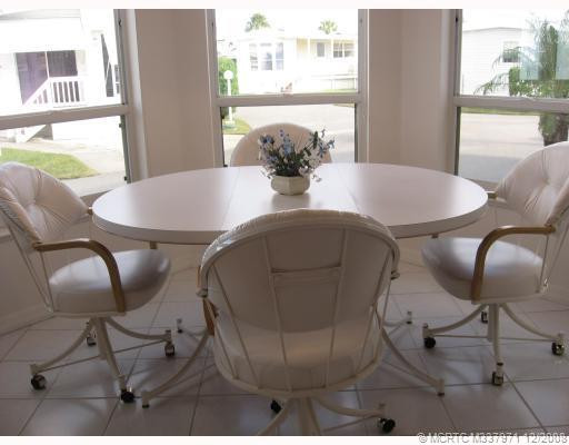 Dining Room. Dining area w/ beautiful bay window--room for a huge table!